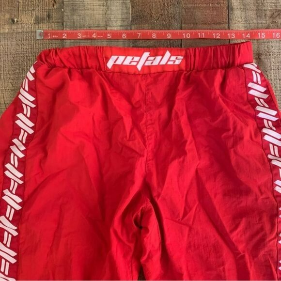 Petals by petal and peacock zumiez womens red joggers -S - Picture 2 of 12